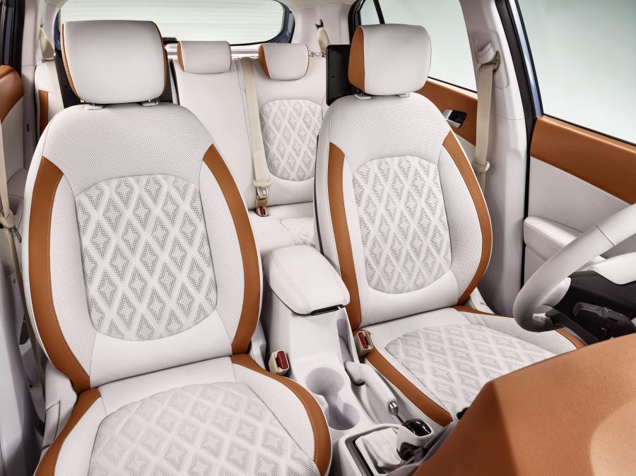 Интерьер Hyundai Creta Diamond 2018 года  (LA) (фото 3 из 5)